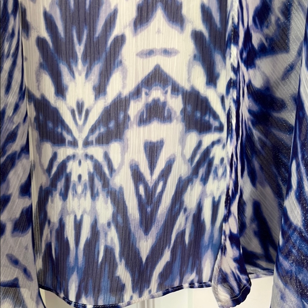 Chico’s Size I Blue and White Sheer Opened Blouse - Picture 3 of 8